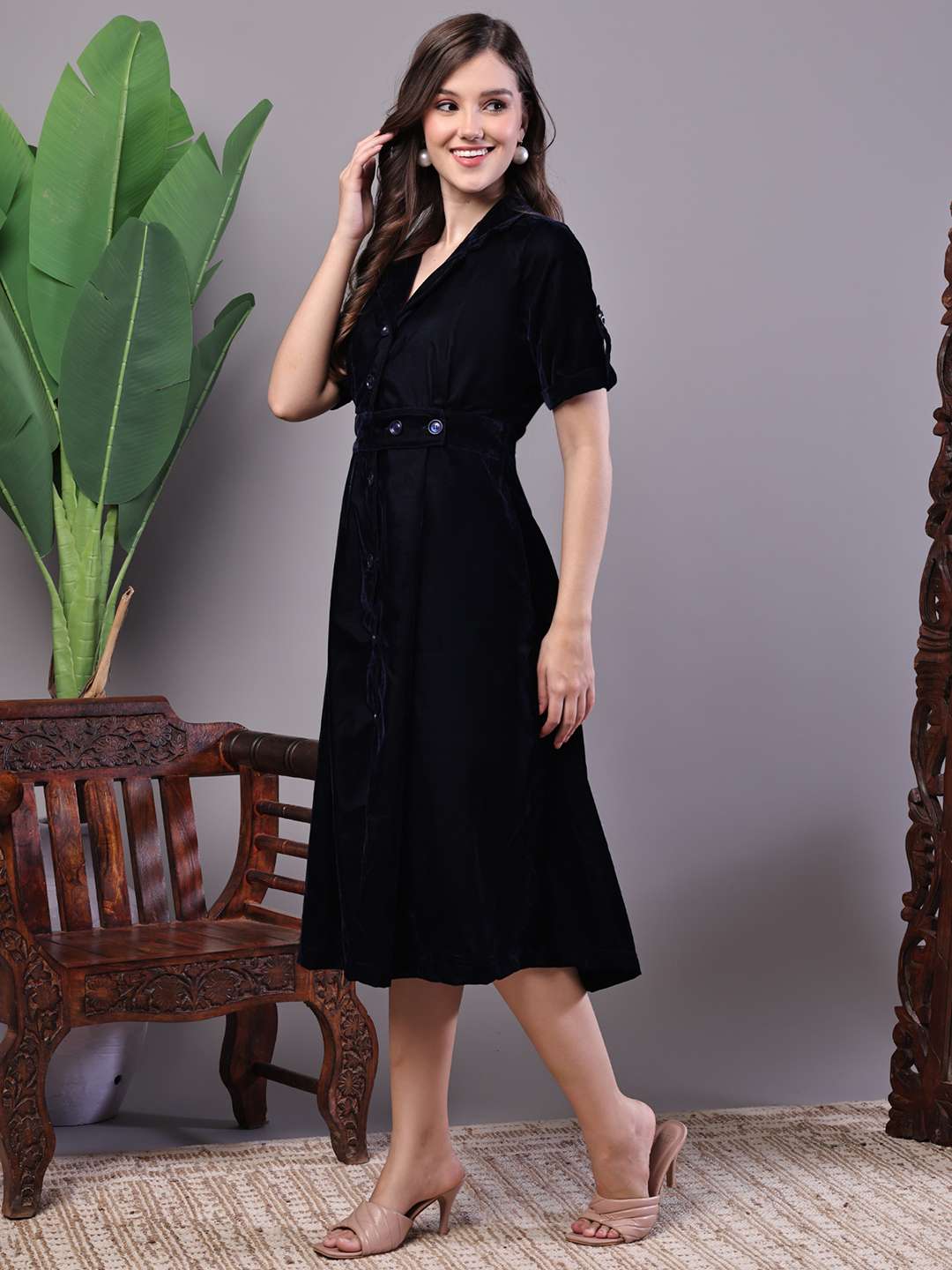 Women's Black Velvet Solid Printed Shirt Midi Dress with Belt